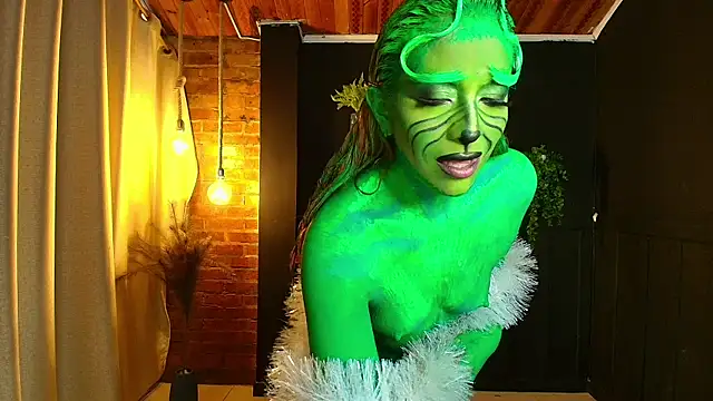 sahra taylor  online show from 12-14-25, 06:02