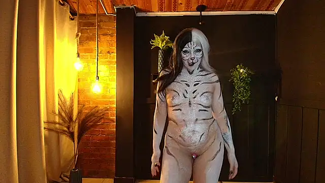 sahra taylor  online show from 10-31-25, 05:04