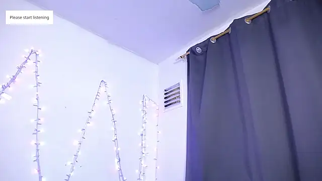 Nicol Love0 online show from 10-24-25, 12:37