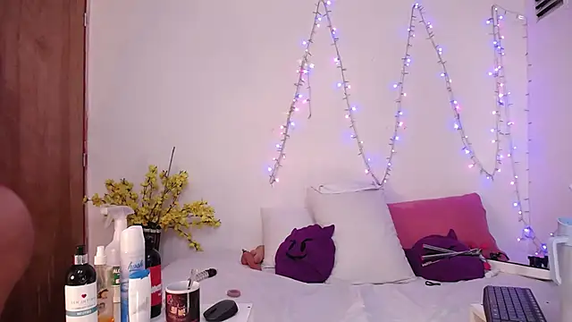 Nicol Love0 online show from 01-14-26, 12:53