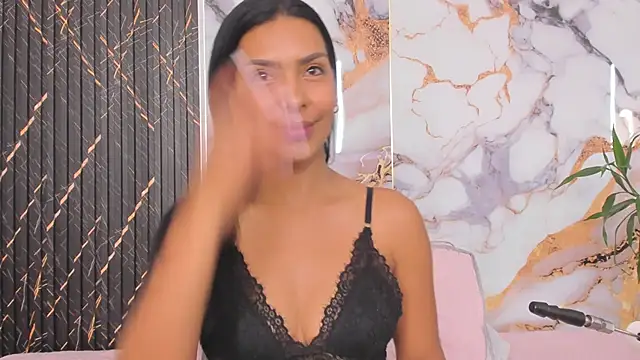 Snapshot of Alyson-a chatting on 02-11-26, 12:16 Alyson-a online show from 02-11-26, 12:16