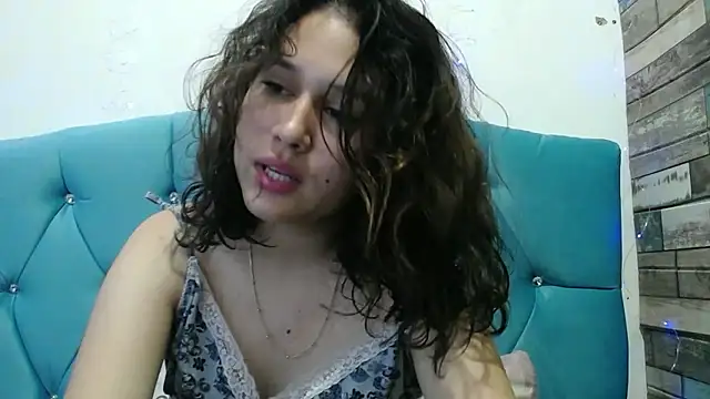 Valery Collins18 online show from 12-03-24, 01:25