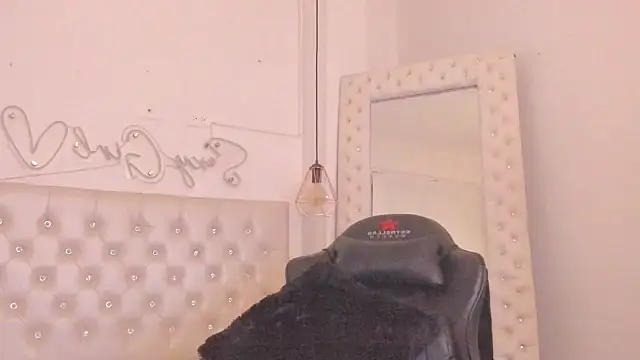 Zoeth Ruiz online show from 03-03-25, 03:22