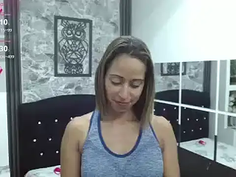 Cristal gil  online show from 01-13-25, 06:16