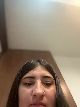 AhriCutte online show from 03-07-25, 04:55