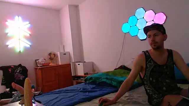 Snapshot of jonny-bisexual chatting on 01-03-25, 09:36 jonny-bisexual online show from 01-03-25, 09:36