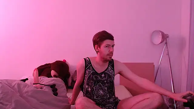 Snapshot of jonny-bisexual chatting on 12-20-24, 12:19 jonny-bisexual online show from 12-20-24, 12:19