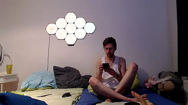 Snapshot of jonny-bisexual chatting on 01-09-26, 09:22 jonny-bisexual online show from 01-09-26, 09:22