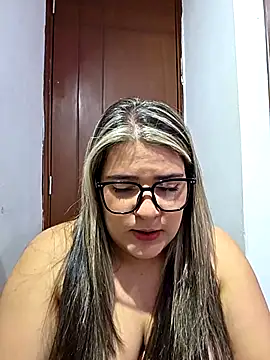 shantal smith9 online show from 11-13-25, 03:21