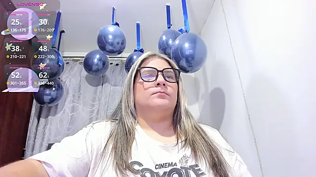 shantal smith9 online show from 11-22-25, 02:10