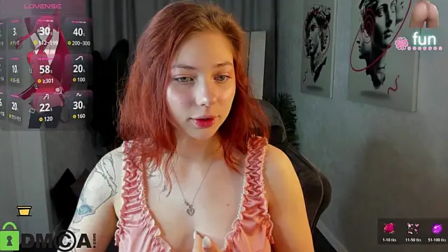 Miss you kiss online show from 12-22-25, 01:06