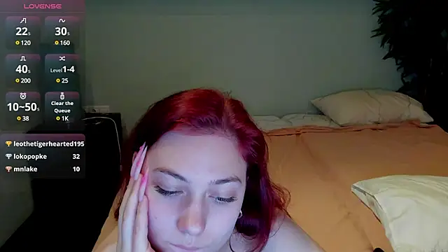 Miss you kiss online show from 12-26-24, 10:37