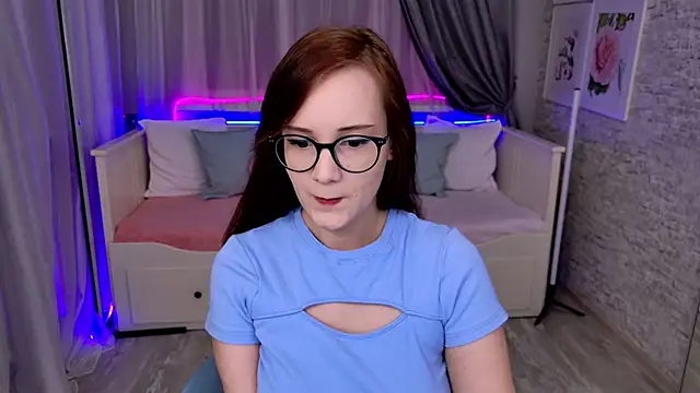 StellaGloww online show from 09-29-25, 04:34