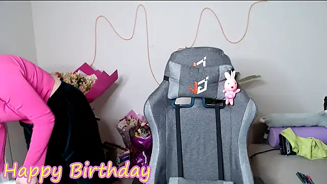 M Sensual online show from 04-15-26, 07:40