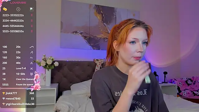 Snapshot of Linablueeyed chatting on 04-23-26, 12:29 Linablueeyed online show from 04-23-26, 12:29
