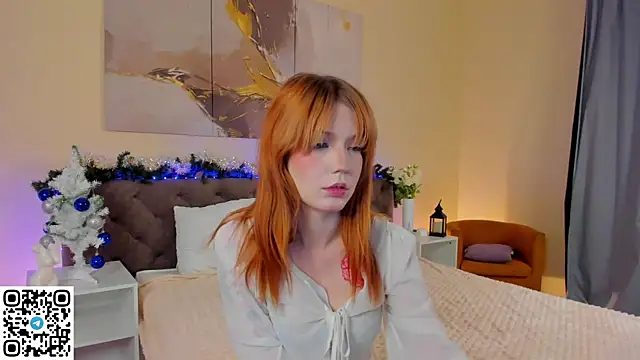 Snapshot of Linablueeyed chatting on 12-20-25, 09:12 Linablueeyed online show from 12-20-25, 09:12