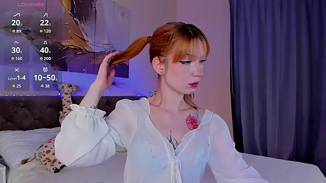 Snapshot of Linablueeyed chatting on 11-24-25, 09:09 Linablueeyed online show from 11-24-25, 09:09