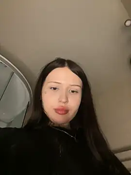 kate8ketee8 online show from 02-18-25, 08:25