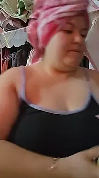 Snapshot of almitapro07 chatting on 03-29-26, 03:30 almitapro07 online show from 03-29-26, 03:30