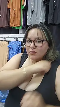 Snapshot of almitapro07 chatting on 03-17-26, 05:49 almitapro07 online show from 03-17-26, 05:49