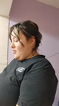 Snapshot of almitapro07 chatting on 03-29-26, 09:38 almitapro07 online show from 03-29-26, 09:38