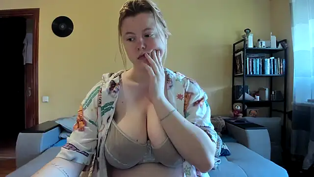 LillyDepp online show from 04-30-26, 01:51