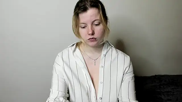 LillyDepp online show from 01-11-26, 04:03