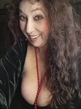 GypsyEsmeralda online show from 12-21-25, 11:34