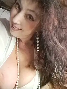 GypsyEsmeralda online show from 11-25-25, 06:03