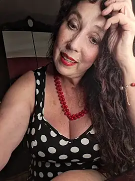 GypsyEsmeralda online show from 06-15-26, 03:23