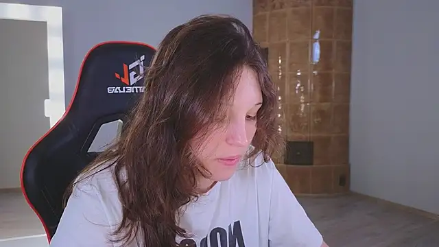 cherry lea online show from 02-05-26, 04:14