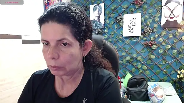 Snapshot of sila_bolum chatting on 05-29-26, 04:24 sila bolum online show from 05-29-26, 04:24