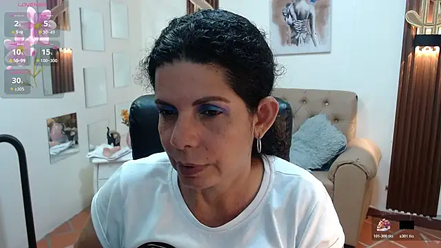 Snapshot of sila_bolum chatting on 05-20-26, 04:26 sila bolum online show from 05-20-26, 04:26