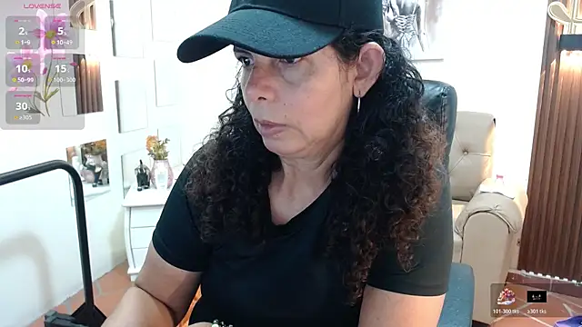 Snapshot of sila_bolum chatting on 05-22-26, 05:11 sila bolum online show from 05-22-26, 05:11