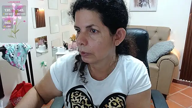 Snapshot of sila_bolum chatting on 05-09-26, 03:37 sila bolum online show from 05-09-26, 03:37