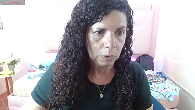 Snapshot of sila_bolum chatting on 06-03-26, 06:56 sila bolum online show from 06-03-26, 06:56