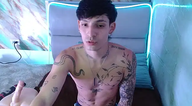 Apolo Hidalgo01 online show from 03-16-25, 04:23