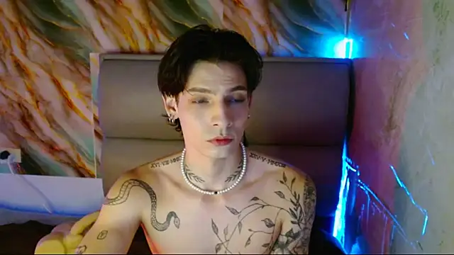 Apolo Hidalgo01 online show from 09-14-25, 04:24