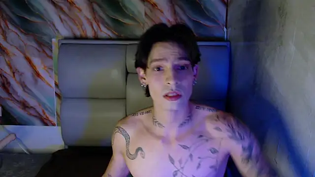 Apolo Hidalgo01 online show from 10-05-25, 03:30