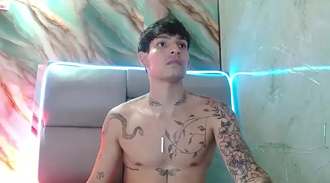 Apolo Hidalgo01 online show from 03-13-25, 04:45