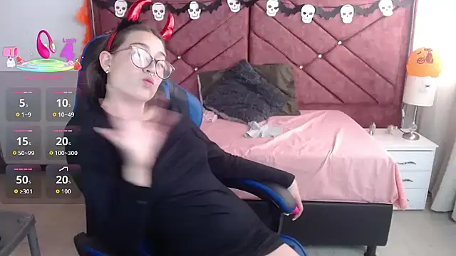 zoe sweet5 online show from 10-26-25, 04:18