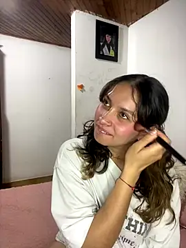 Andi9  online show from 10-07-25, 01:06