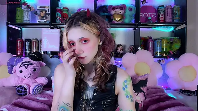 Snapshot of _Devill_Baby chatting on 07-19-26, 08:16 Devill Baby online show from 07-19-26, 08:16