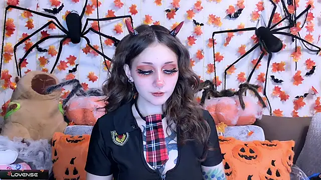  Devill Baby online show from 11-08-25, 05:27