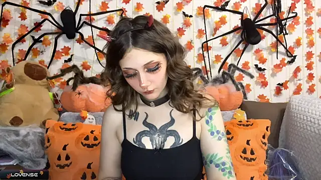  Devill Baby online show from 10-17-25, 07:04