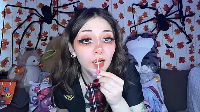  Devill Baby online show from 09-25-25, 06:41