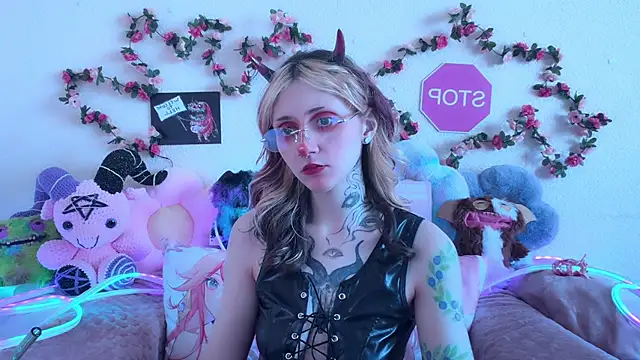  Devill Baby online show from 05-19-26, 01:56