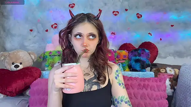 Snapshot of _Devill_Baby chatting on 02-13-26, 07:03 Devill Baby online show from 02-13-26, 07:03