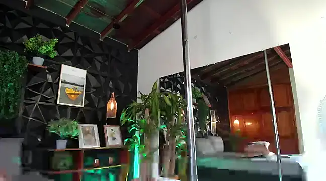 Snapshot of rihannagil chatting on 03-08-25, 06:16 rihannagil online show from 03-08-25, 06:16