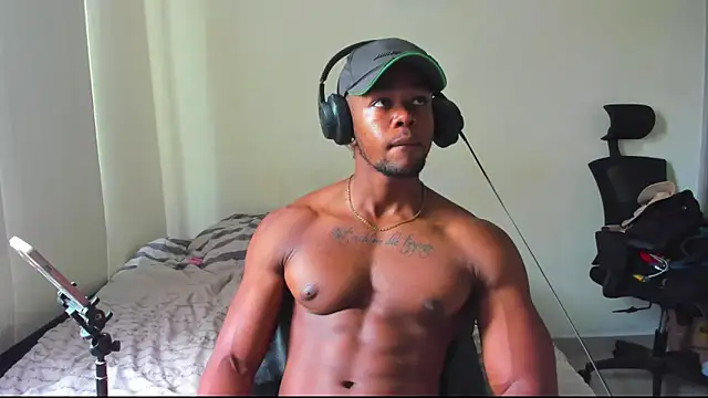 AdonisKnight online show from 09-30-25, 05:08